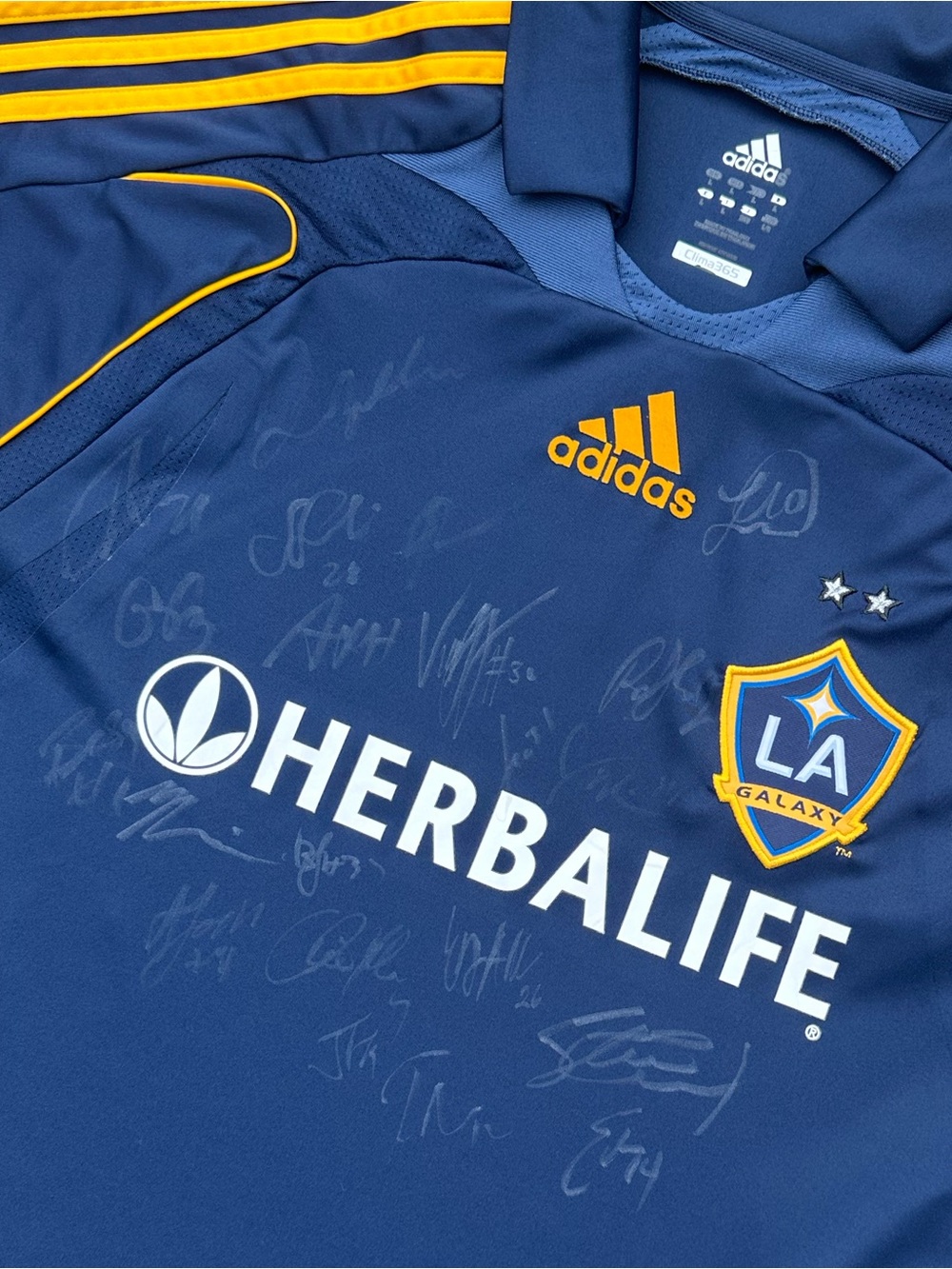 David Beckham Landon Donovan LA Galaxy 2008 Team 21x Signed MLS Adidas Jersey L